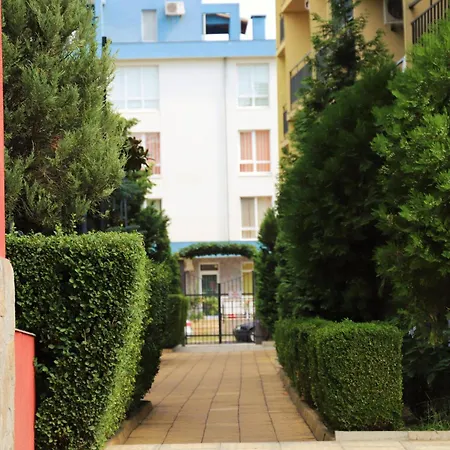 Jasmine - Menada Apartment *